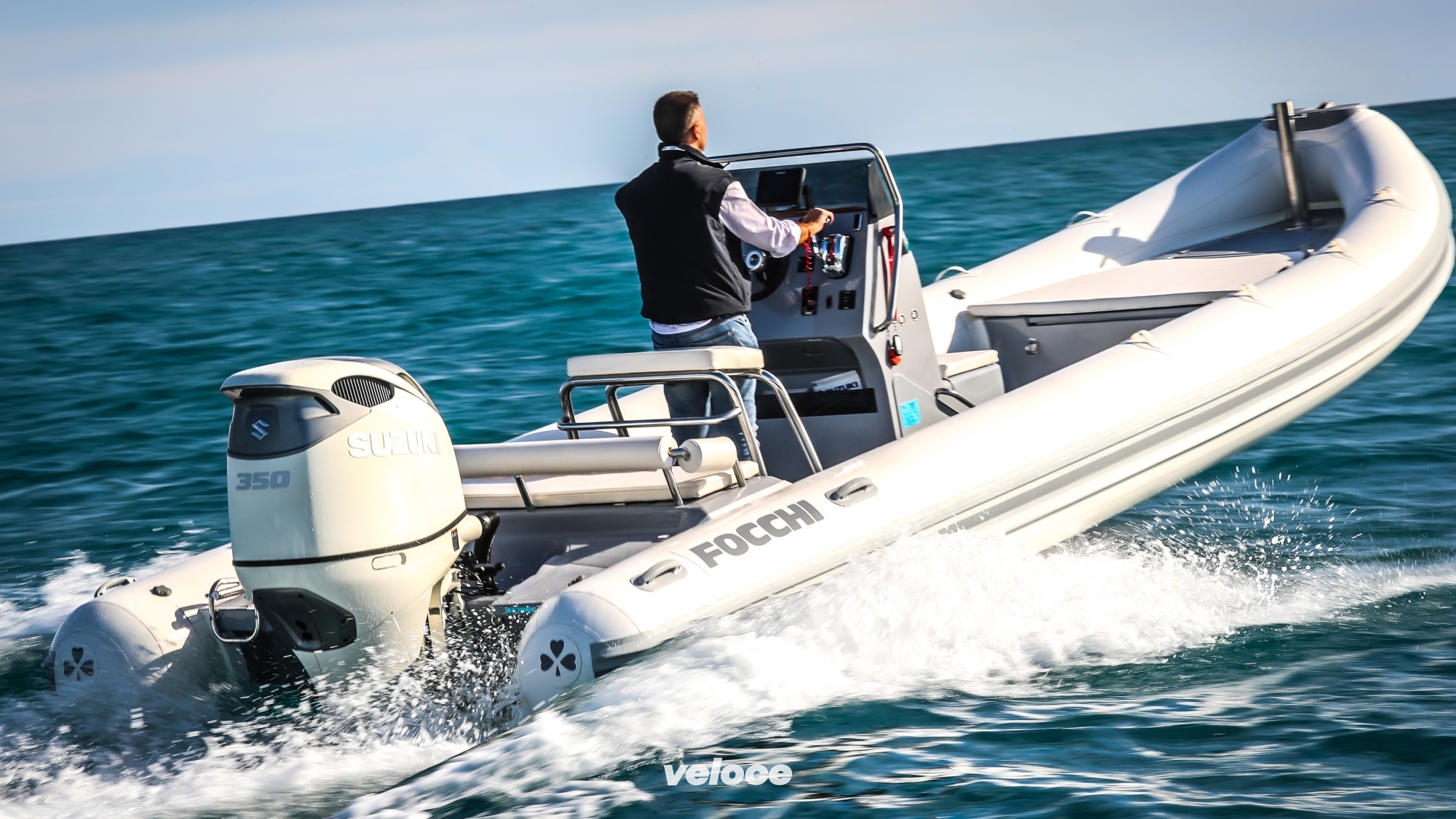 Suzuki fuoribordo DF350A_Focchi (1) Suzuki fuoribordo DF350A_Focchi (1)