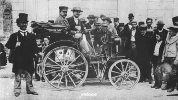 Mercedes Museum storia del volante 1 Mercedes Museum storia del volante 1