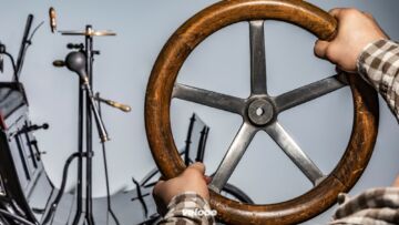 Mercedes Museum storia del volante 2 Mercedes Museum storia del volante 2