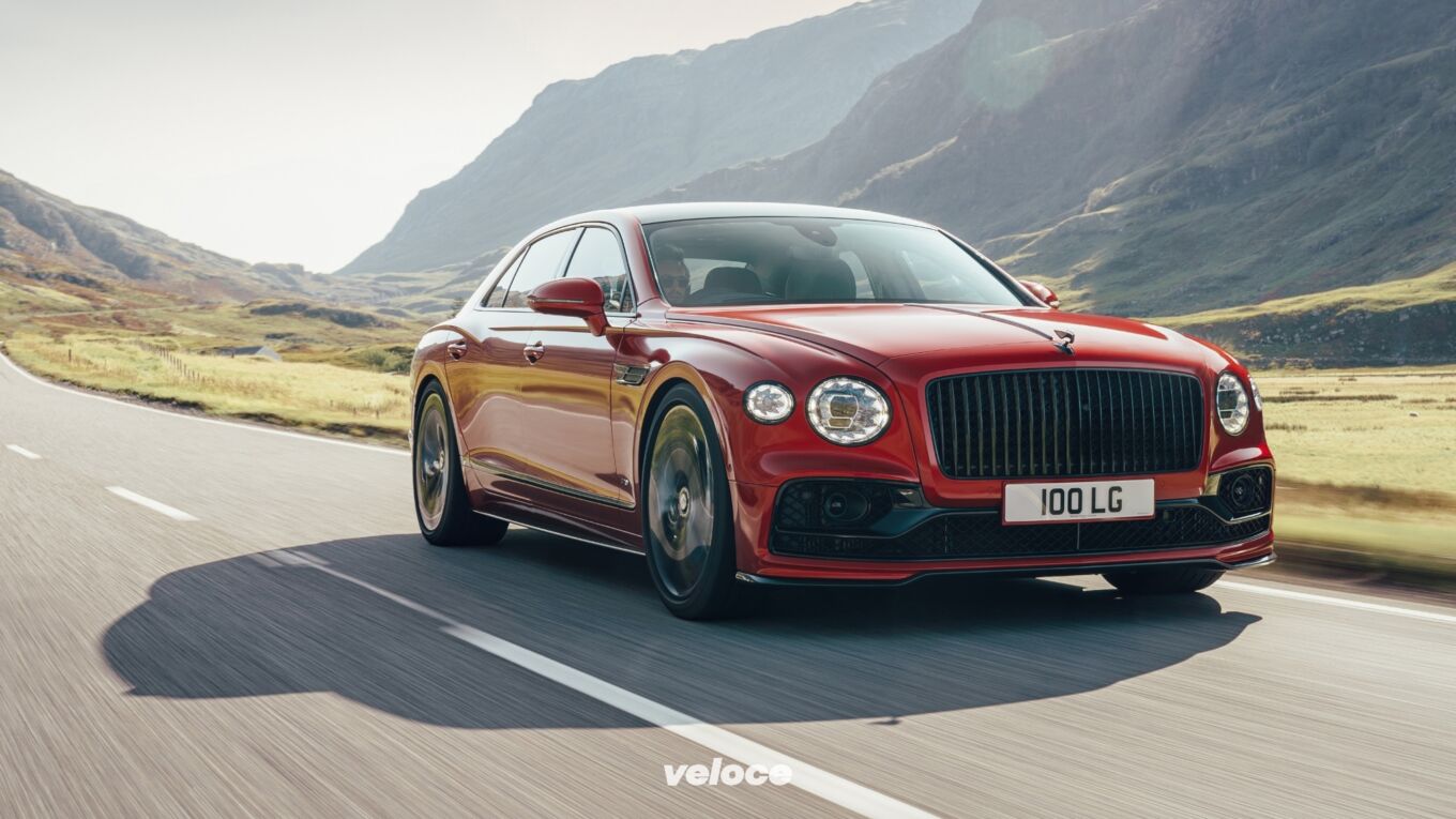 Bentley Flying Spur: ora è anche V8 Bentley Flying Spur: ora è anche V8