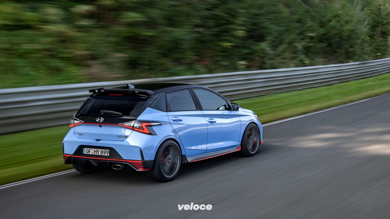 Hyundai i20 N: si svela la hothatch da 204 cavalli Hyundai i20 N: si svela la hothatch da 204 cavalli