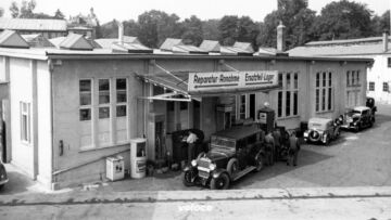 Mercedes Museum lezioni benzina 3 Mercedes Museum lezioni benzina 3
