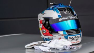 Mercedes Museum lezioni casco cuffia in pelle 6 Mercedes Museum lezioni casco cuffia in pelle 6