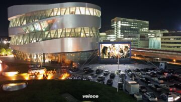 Mercedes Museum lezioni drive-in 2 Mercedes Museum lezioni drive-in 2