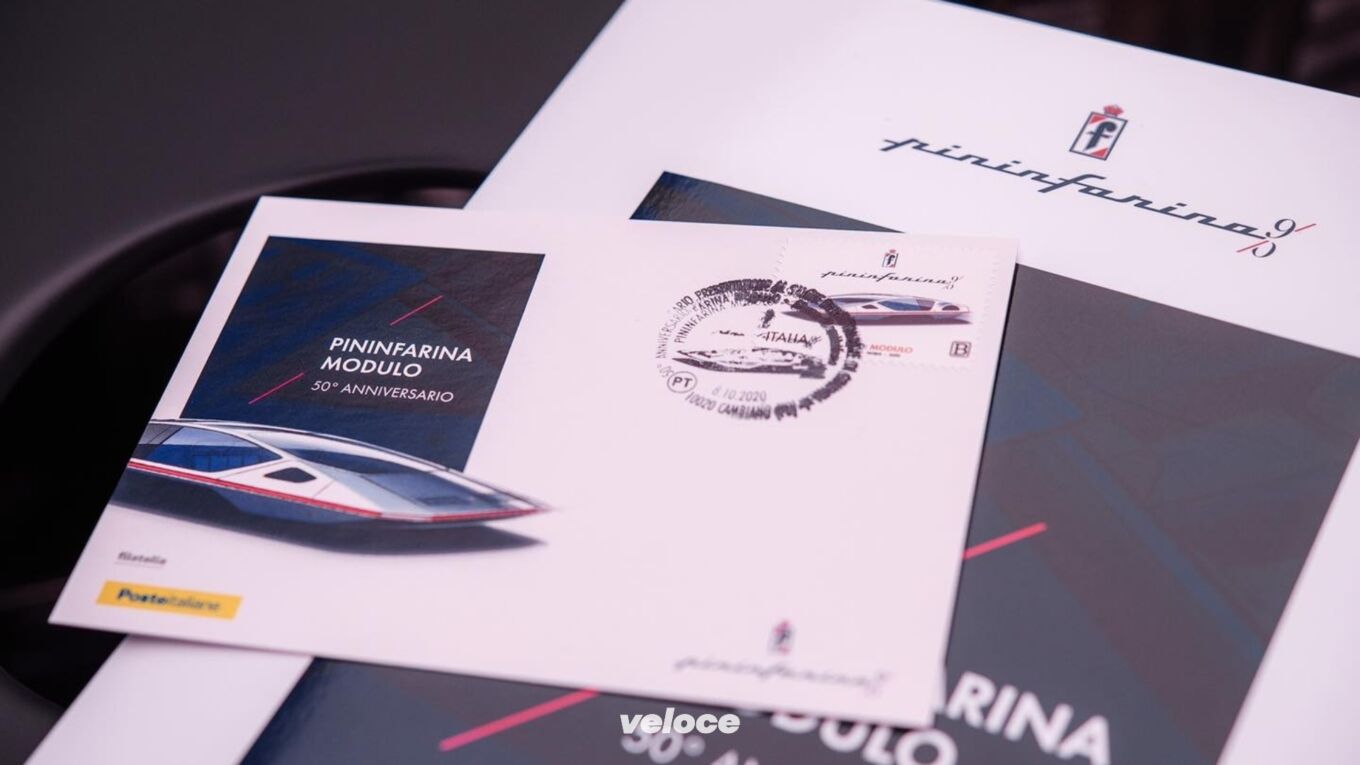 Pininfarina fa 90 e la Modulo si fa francobollo Pininfarina fa 90 e la Modulo si fa francobollo