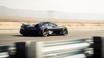 La SSC Tuatara fa i 533 km/h: è record!