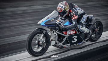 La Voxan Wattman va al Max (Biaggi). Ed è subito record