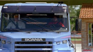 diego-armando-maradona-Scania