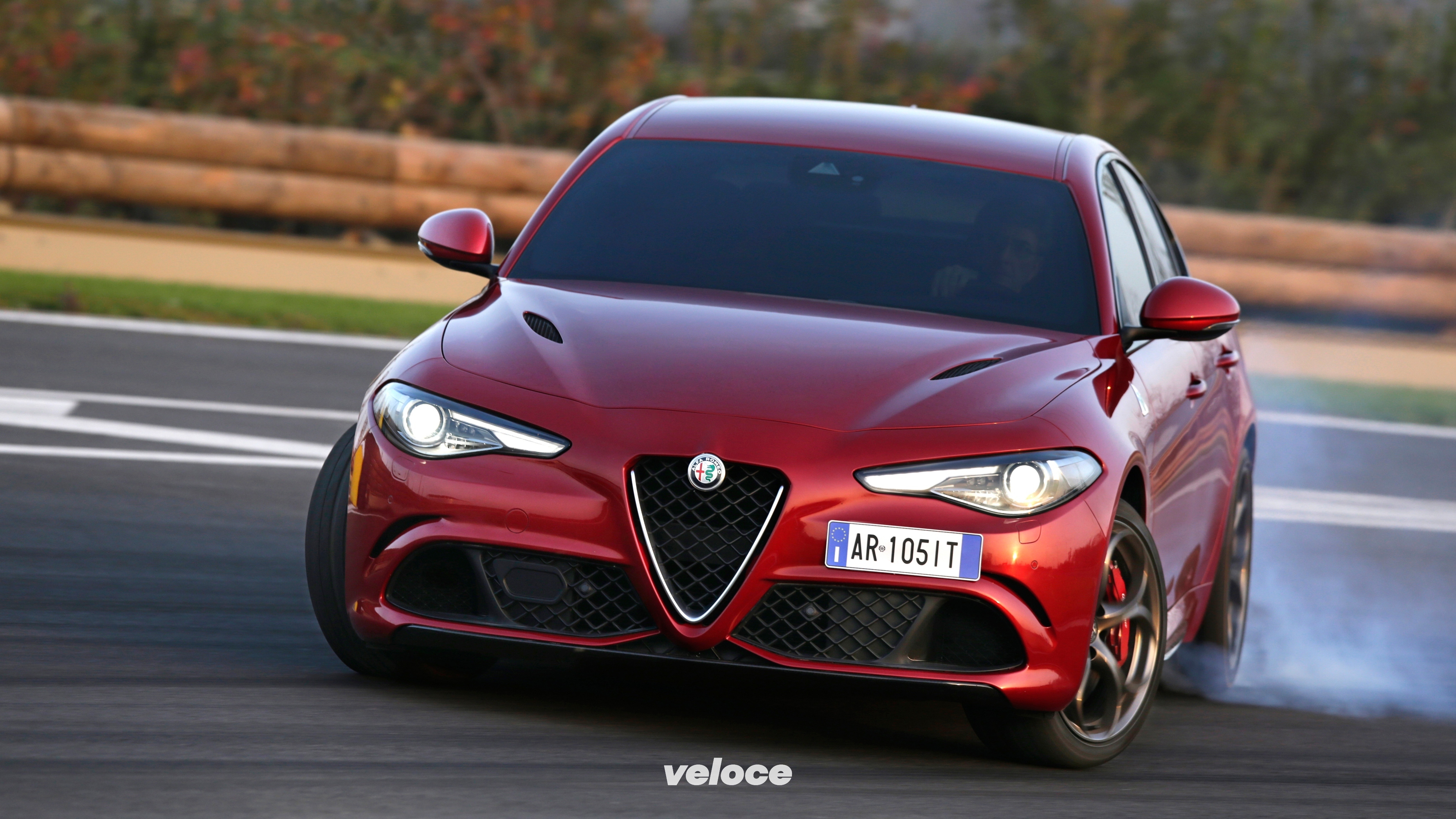 Alfa-Romeo-Giulia-Quadrifoglio-11