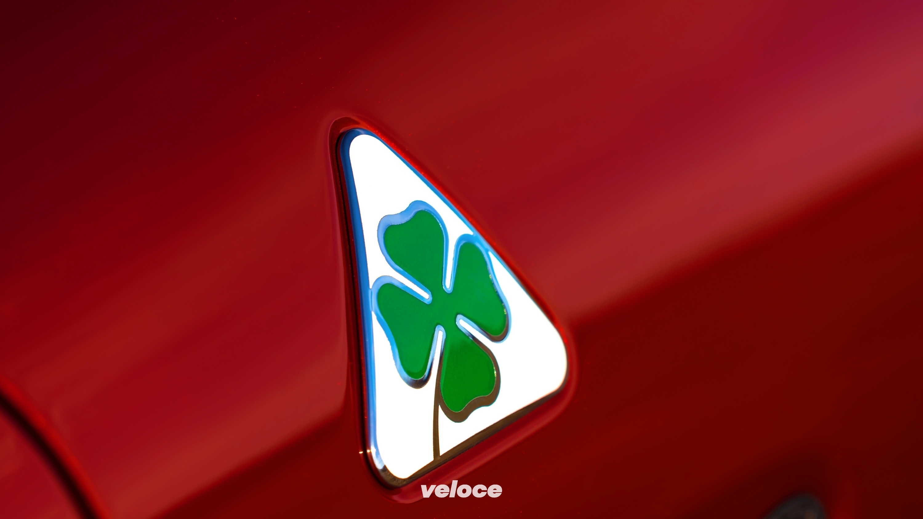 Alfa-Romeo-Giulia-Quadrifoglio-17