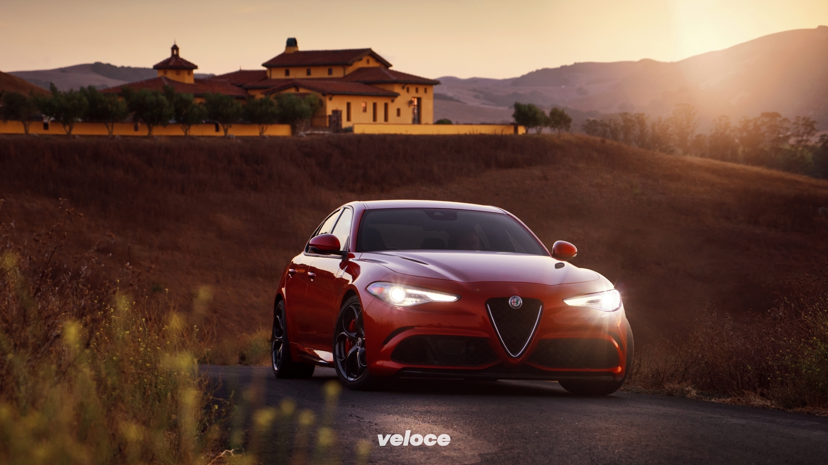 Alfa-Romeo-Giulia-Quadrifoglio-4