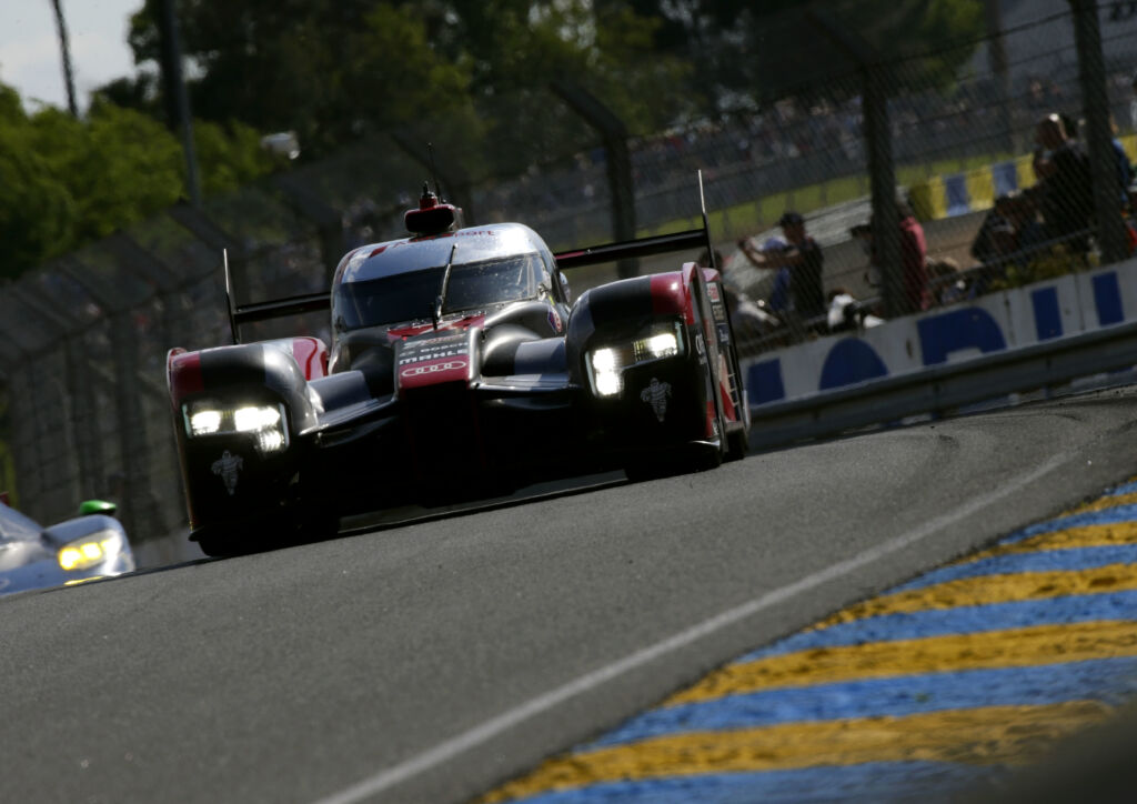 Audi R18 (2016) #7 alla 24 Ore di Le Mans Audi R18 (2016) #7 alla 24 Ore di Le Mans