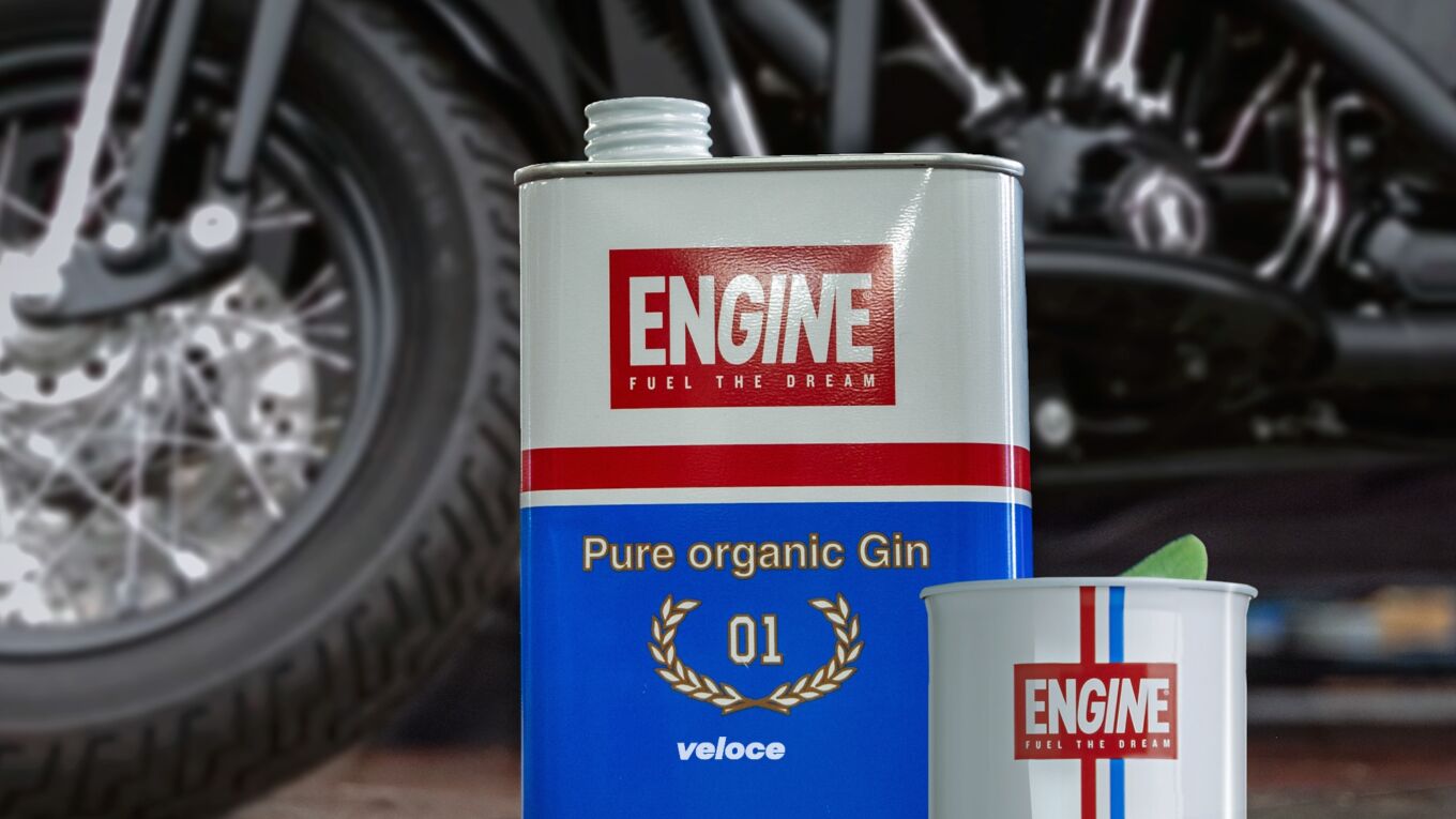ENGINE, lo spirito delle feste è nella tanica ENGINE, lo spirito delle feste è nella tanica