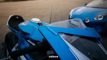 MV-Agusta-Superveloce-Alpine-2