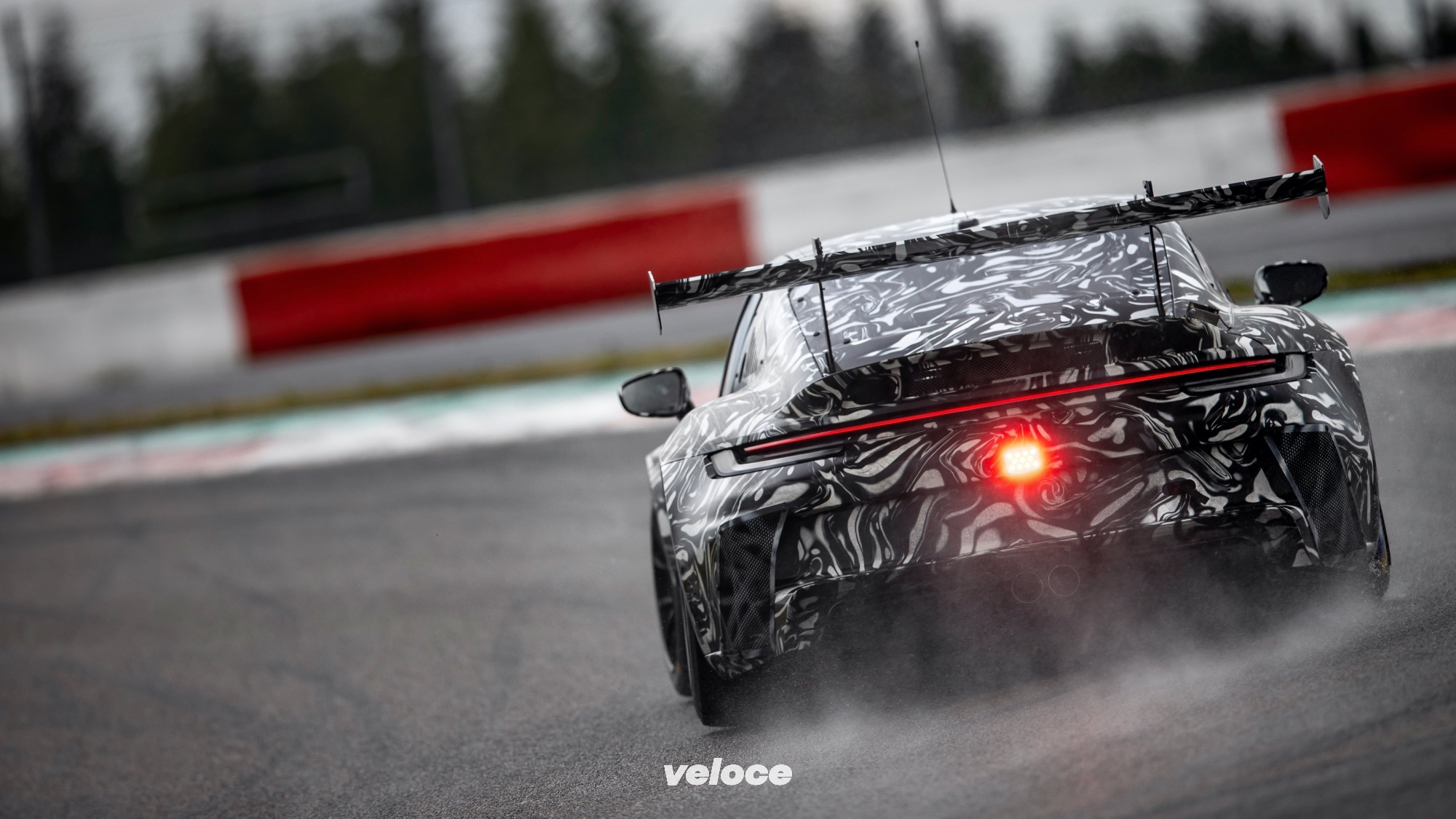 porsche-911-gt3-cup-2021-prototipo-10