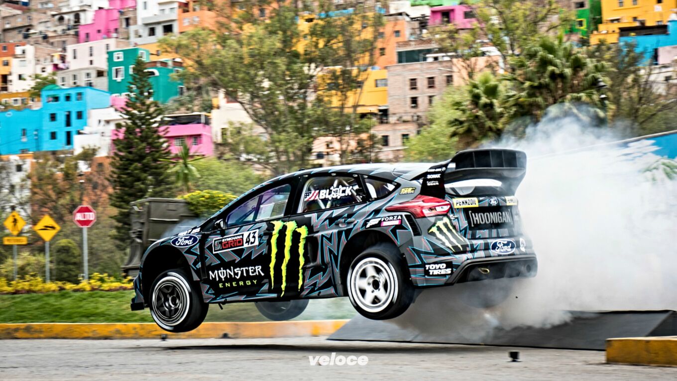 Gymkhana: da 1 a 10 tutte le acrobazie di Ken Block Gymkhana: da 1 a 10 tutte le acrobazie di Ken Block