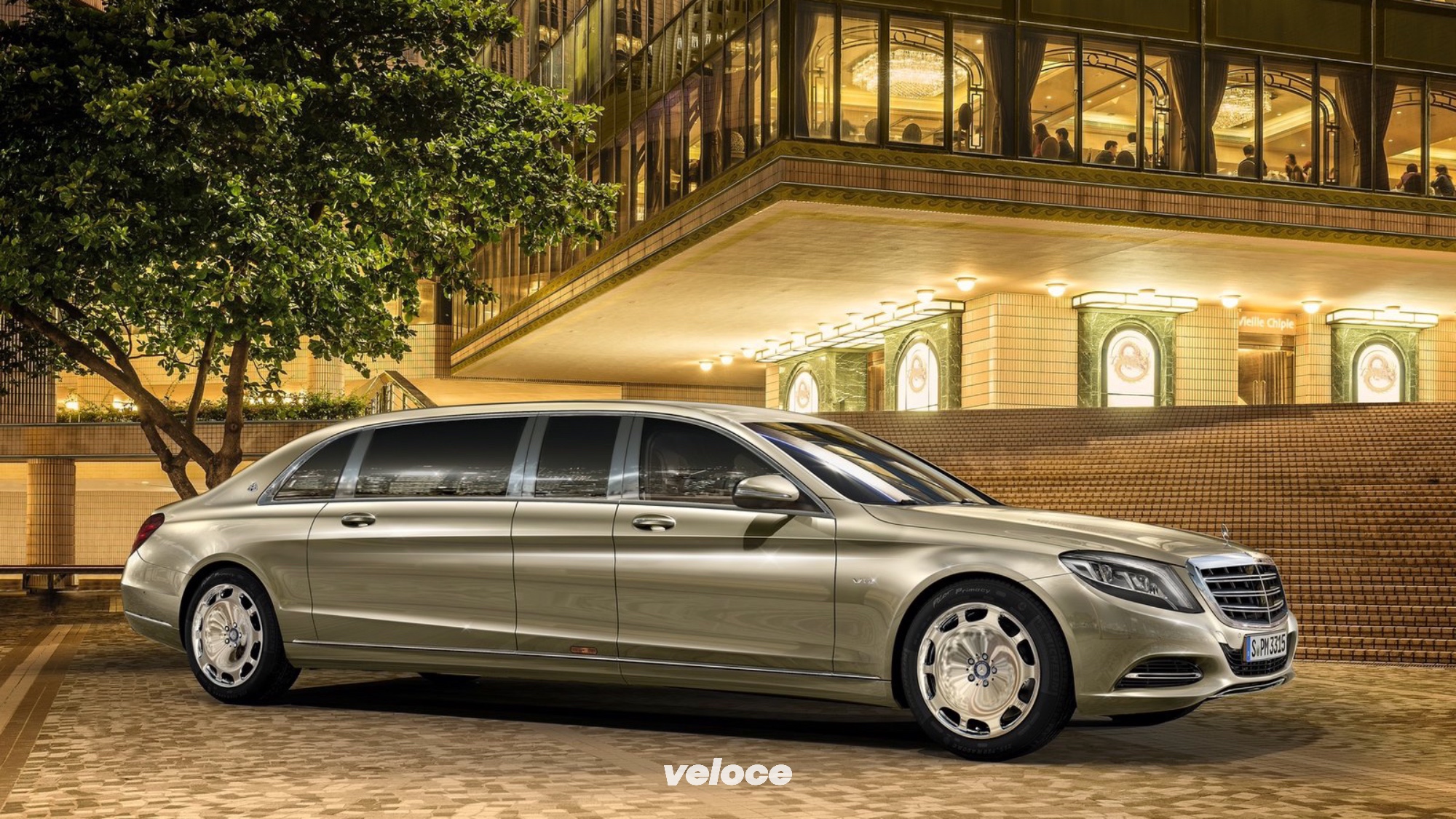13-Mercedes-Benz-S600-Pullmanjpg