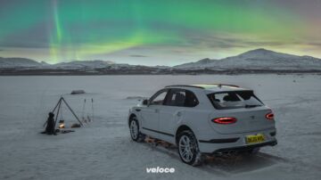 MatsLind_BentleyBentaygaWhite_171220_Klocka_2592-Redigera MatsLind_BentleyBentaygaWhite_171220_Klocka_2592-Redigera