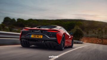 McLaren-Artura-12