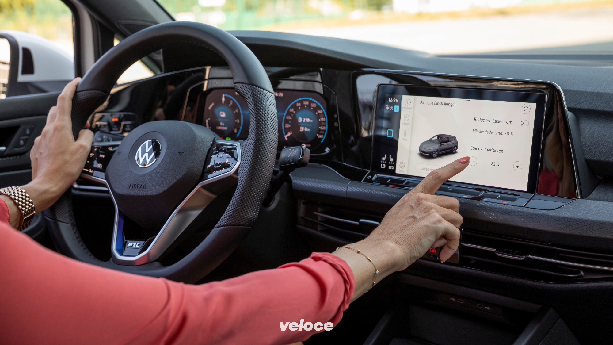 Mancano batterie e chip: e anche VW va a rilento