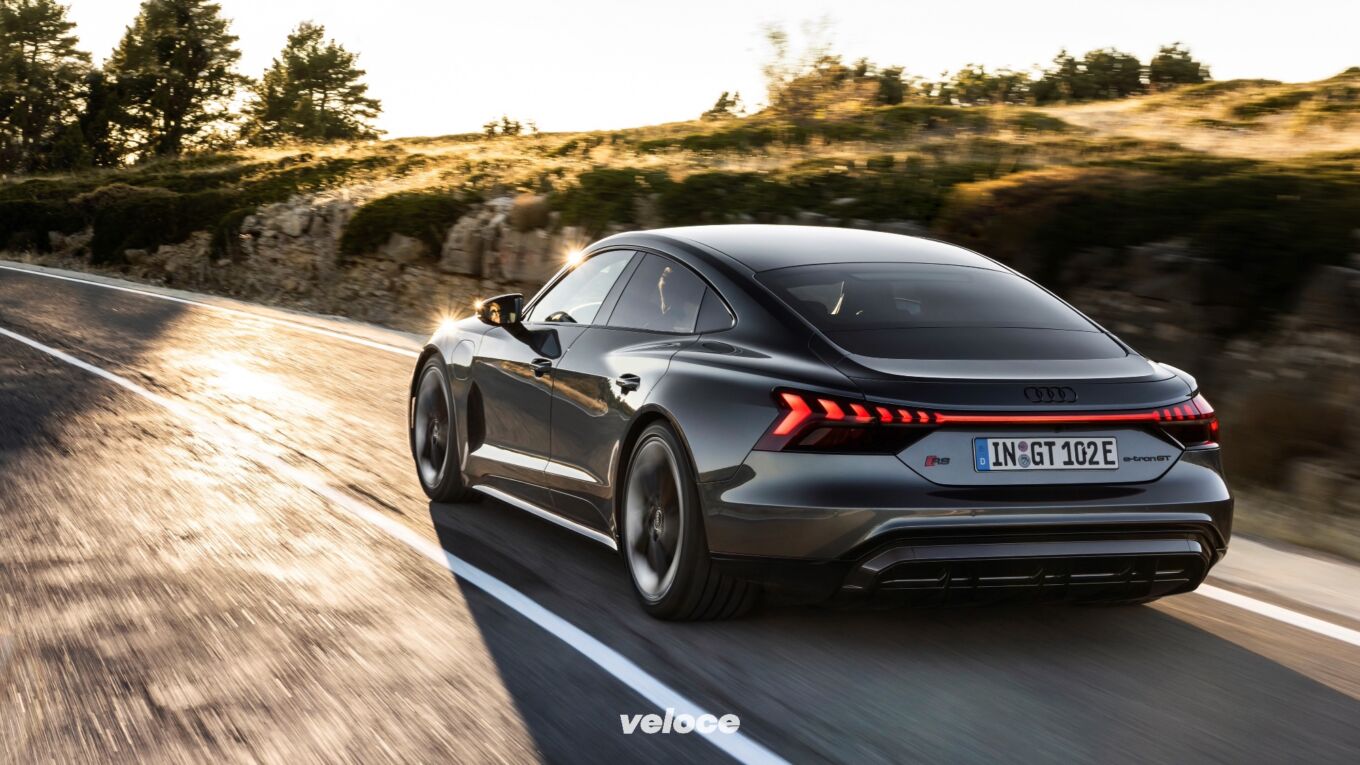 Audi e-tron GT: gran turismo alla spina Audi e-tron GT: gran turismo alla spina