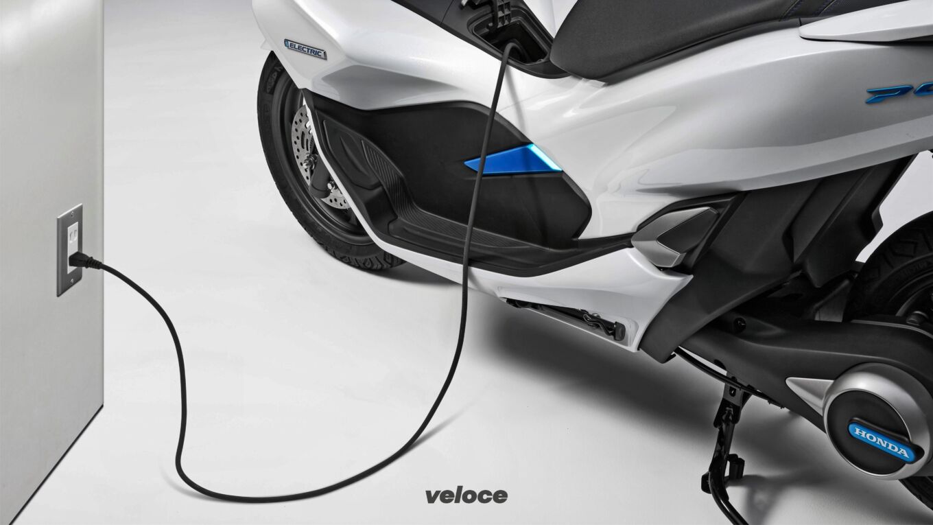 KTM, Honda, Piaggio e Yamaha, insieme per l’EV KTM, Honda, Piaggio e Yamaha, insieme per l’EV