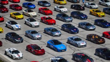 Ferrari-180335-car-cavalcade-mont-blanc