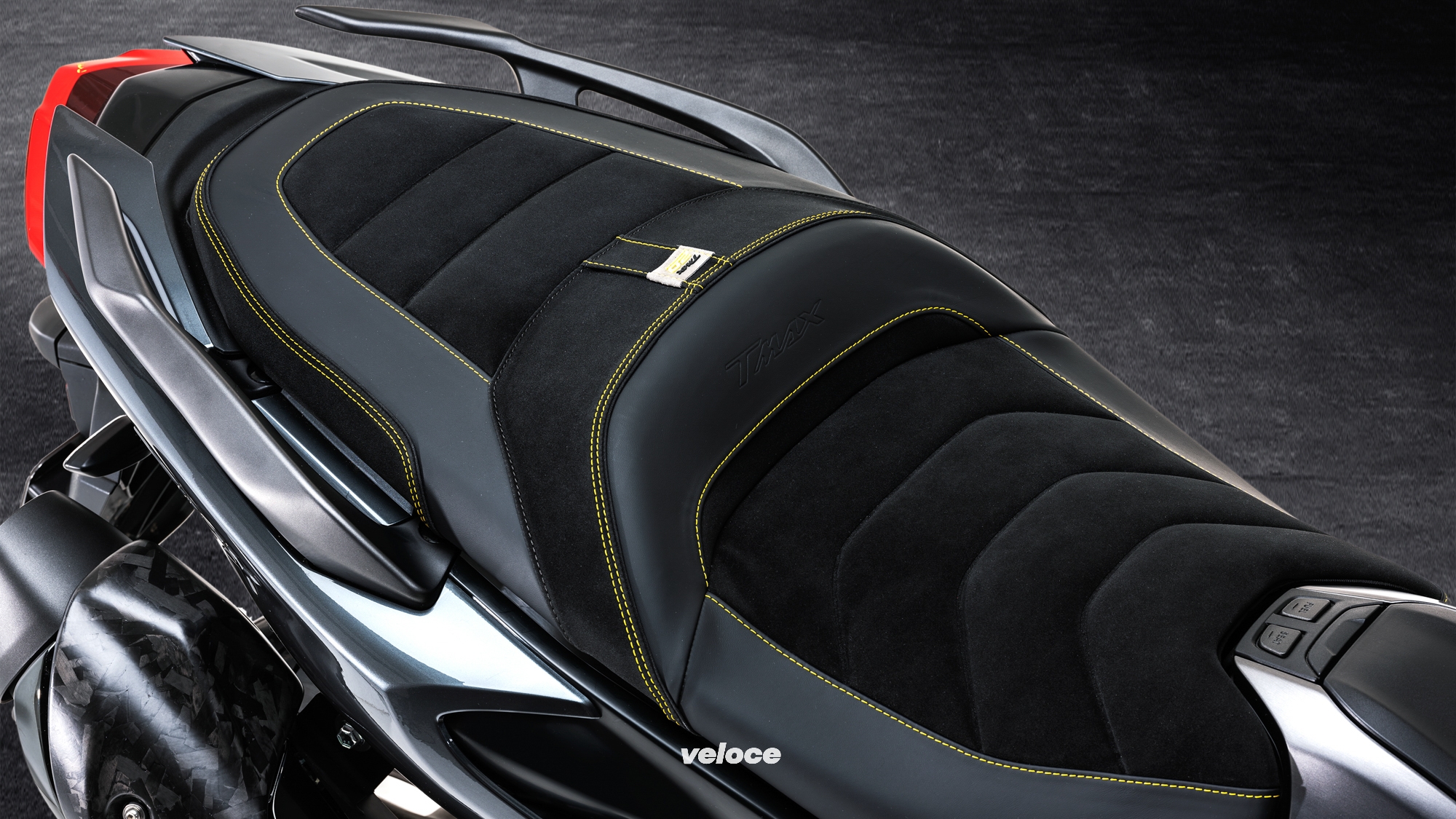 yamaha-tmax-20th-anniversary-10