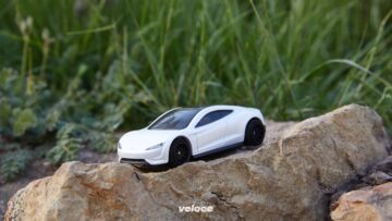 2021_Matchbox_Tesla_Roadster_Carbon_Neutral_12 2021_Matchbox_Tesla_Roadster_Carbon_Neutral_12