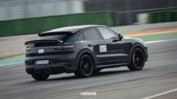 Porsche-Cayenne-Turbo-3