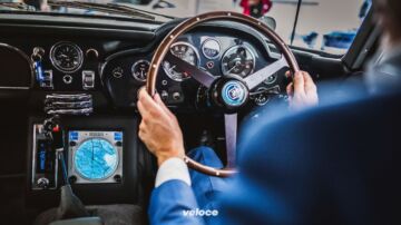 Aston-Martin-DB5-Goldfinger-Continuation-3