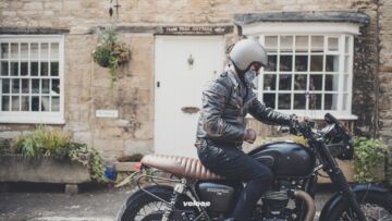 Beeline-Triumph-navigatore-moto-2 Beeline-Triumph-navigatore-moto-2