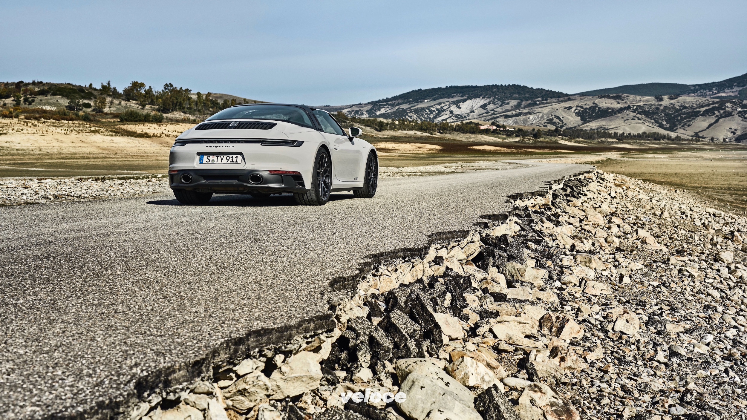 Porsche-911-GTS-992-2021-9 Porsche-911-GTS-992-2021-9