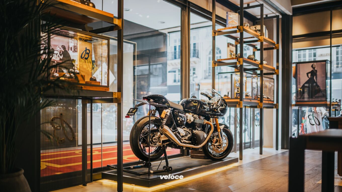 Triumph e Breitling, è tempo di moto Triumph e Breitling, è tempo di moto