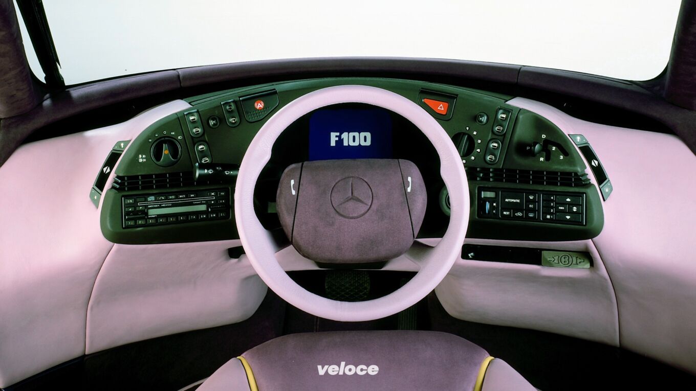 Il futuro, trent’anni fa: Mercedes-Benz F 100 Il futuro, trent’anni fa: Mercedes-Benz F 100