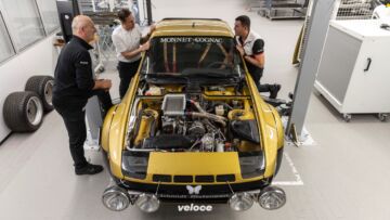 Walter-Röhrl-Porsche-924-Carrera-GTS-12