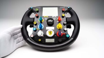 Amalgam-Ferrari_F2007_Steering_Wheel_-_2007_Season_-_Full_Size_Replica Amalgam-Ferrari_F2007_Steering_Wheel_-_2007_Season_-_Full_Size_Replica