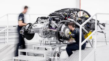 Aston Martin Valkyrie04