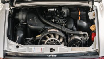 Porsche-911-964-Carrera-2-Turbo-Look-Maradona-2