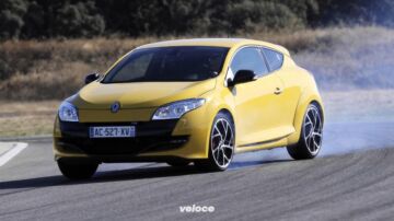 renault-megane-r.s.-250-19 renault-megane-r.s.-250-19