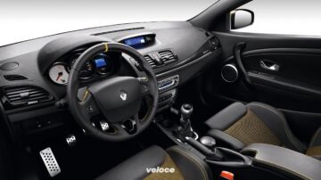 renault-megane-r.s.-265-red-bull-racing-rb7-1 renault-megane-r.s.-265-red-bull-racing-rb7-1