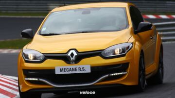 renault-megane-r.s.-275-trophy-2 renault-megane-r.s.-275-trophy-2