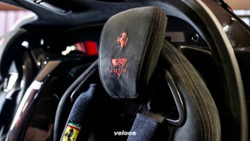 Ferrari-LaFerrari_interior_detail_1 Ferrari-LaFerrari_interior_detail_1