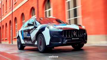 Maserati-Grecale-2022-1