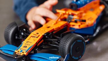 McLaren F1 LEGO_3