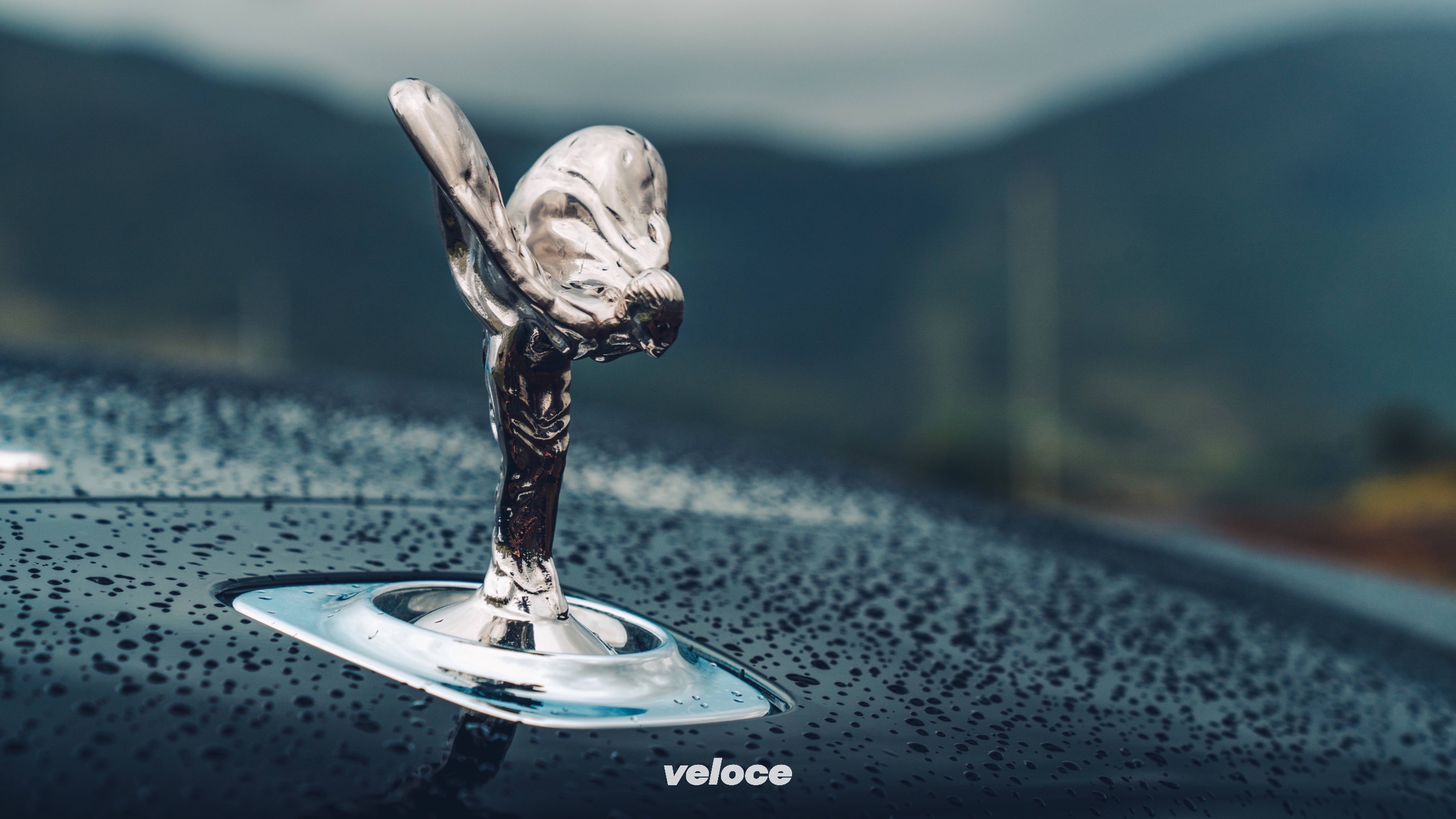 La Spirit of Ecstasy utilizzata fino a oggi La Spirit of Ecstasy utilizzata fino a oggi