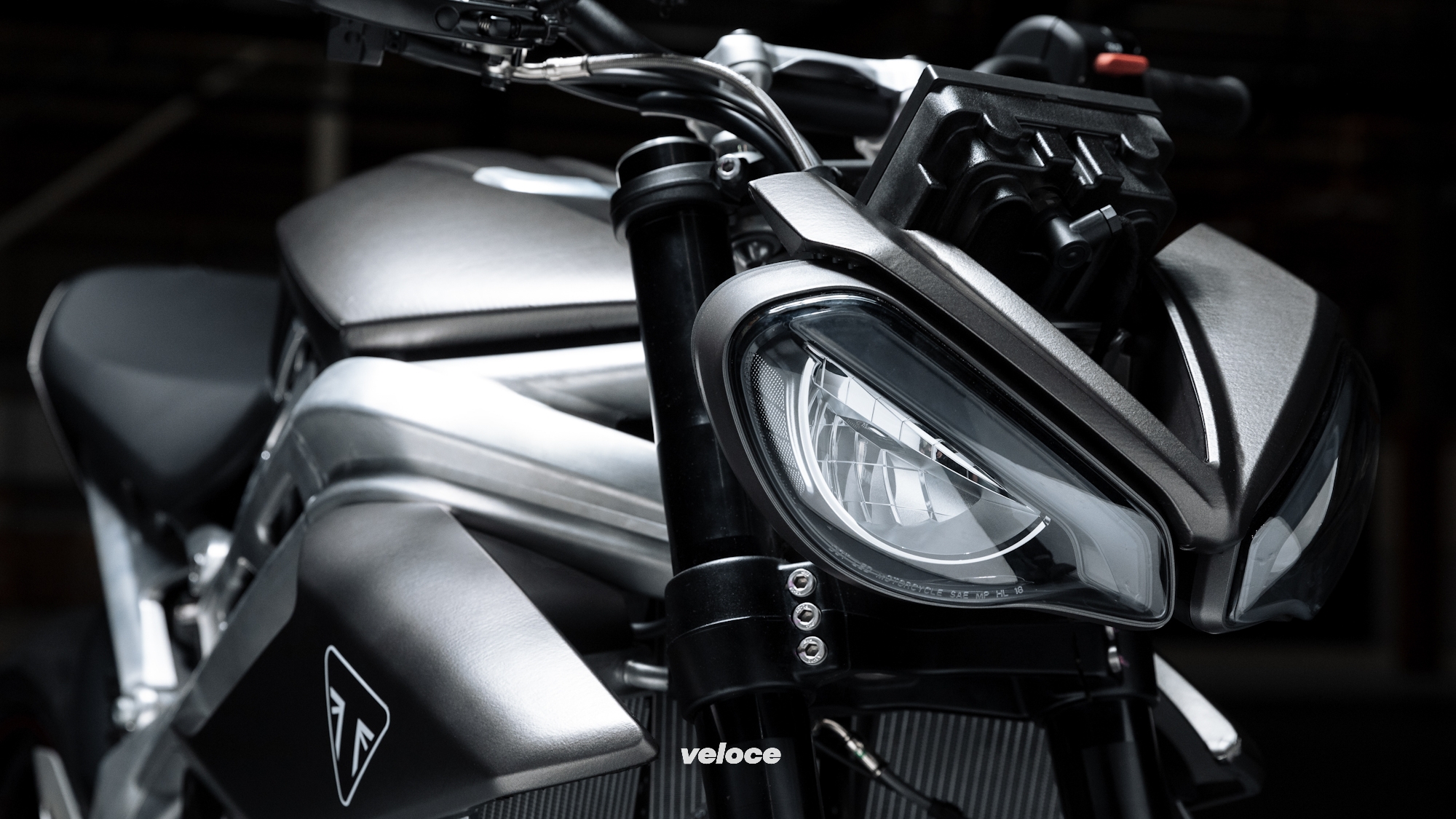 Triumph-TE-1-moto-elettrica-4 Triumph-TE-1-moto-elettrica-4