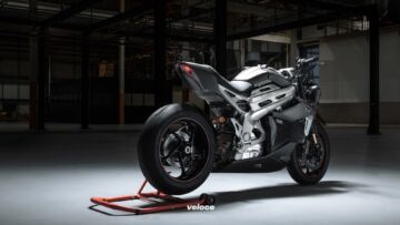 Triumph TE-1, un conto alla rovescia elettrizzante Triumph TE-1, un conto alla rovescia elettrizzante