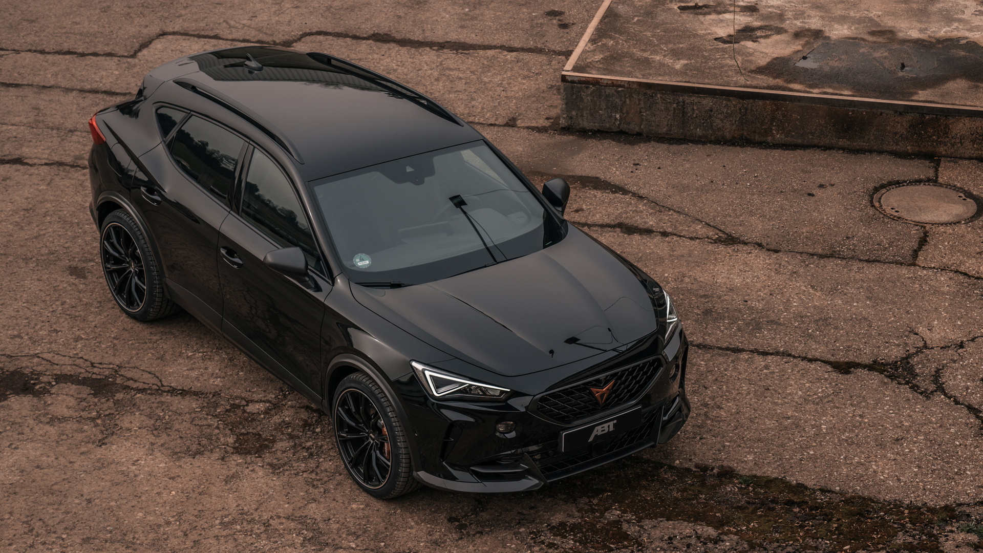 ABT_Power_CUPRA_Formentor_VZ5_GR_glossy_black_12
