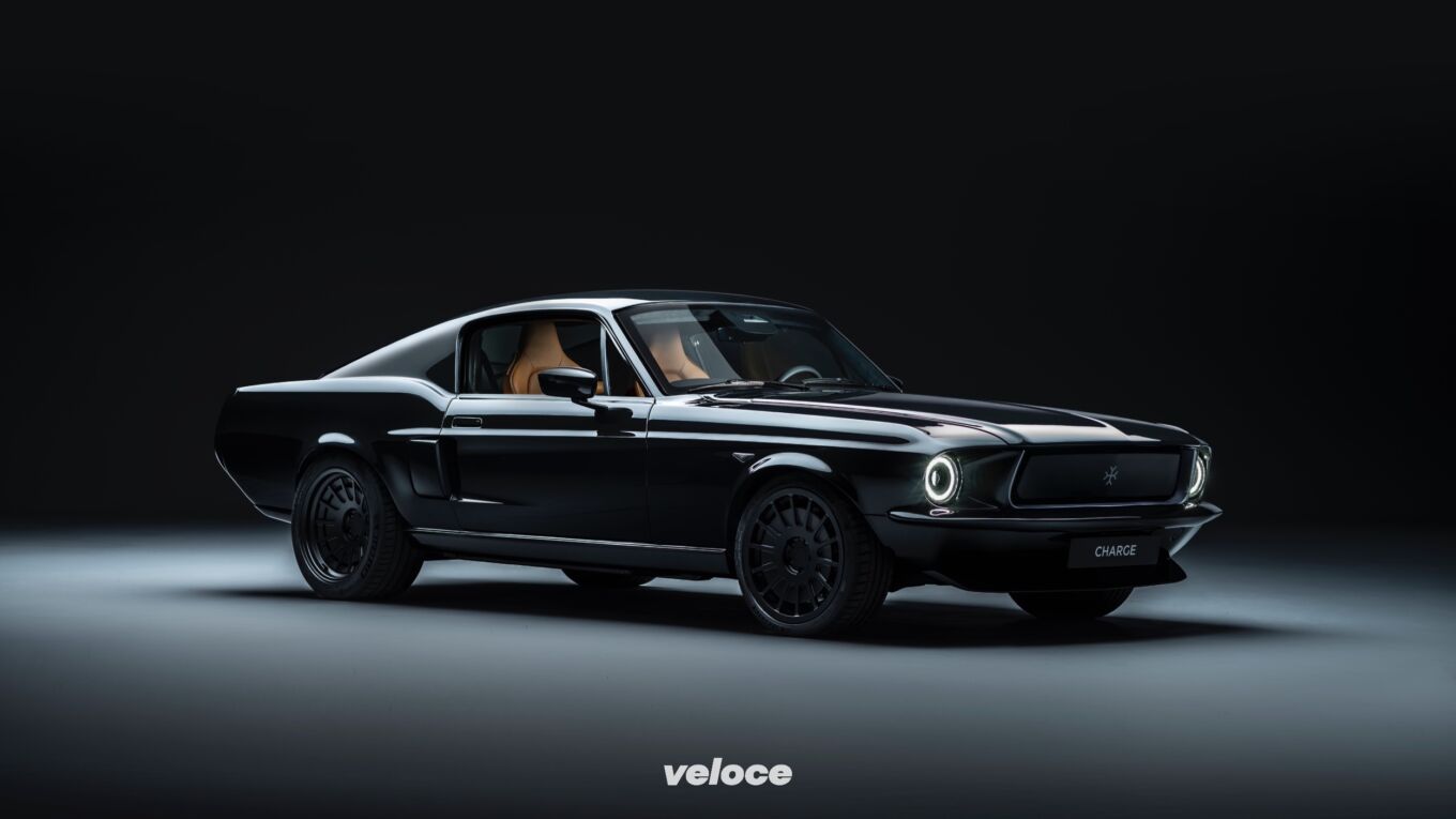 Mustang Fastback by Charge: la pony car a batteria Mustang Fastback by Charge: la pony car a batteria